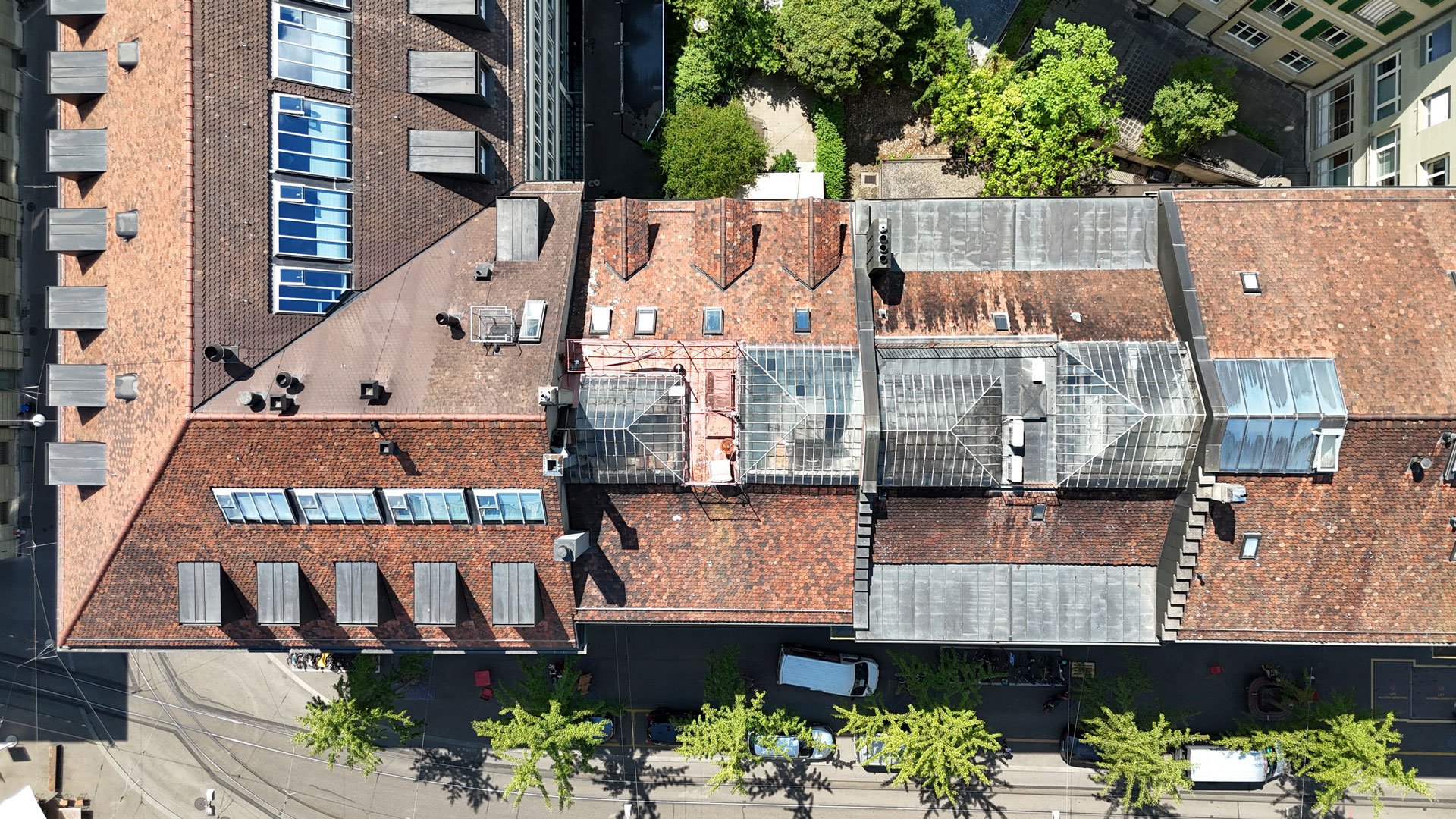 Schwanengasse 8, Bern, Aussenansicht Dach