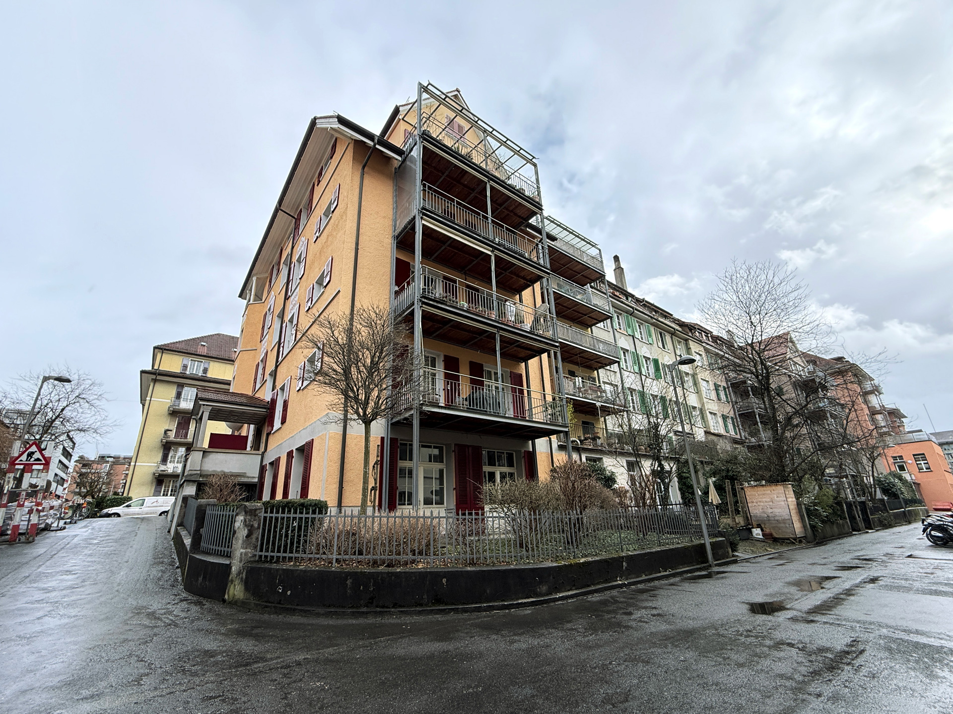 Optingenstrasse 45, Aussenansicht